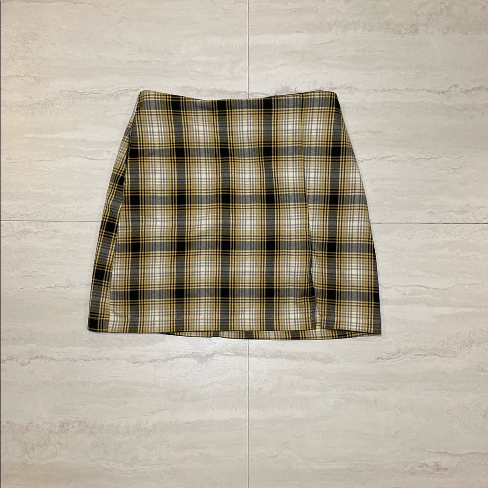 Urban Outfitters Mini Skirt w/slit